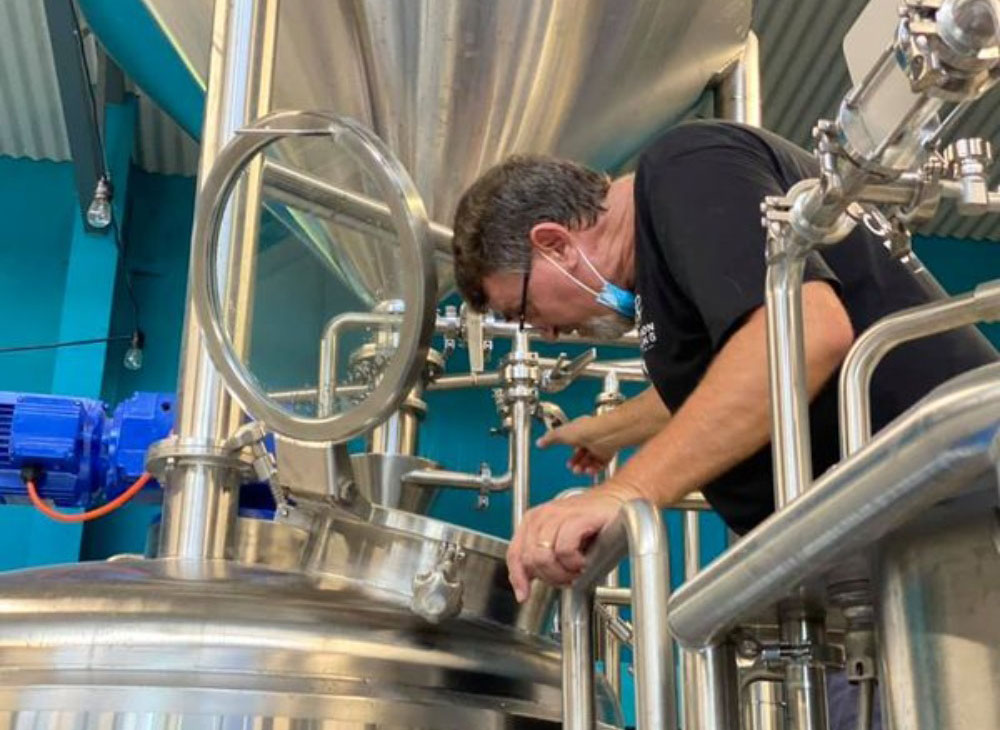<b>Brewing New Beer With 600L Brewhouse In Cauldron Brewing - Hervey Bay</b>
